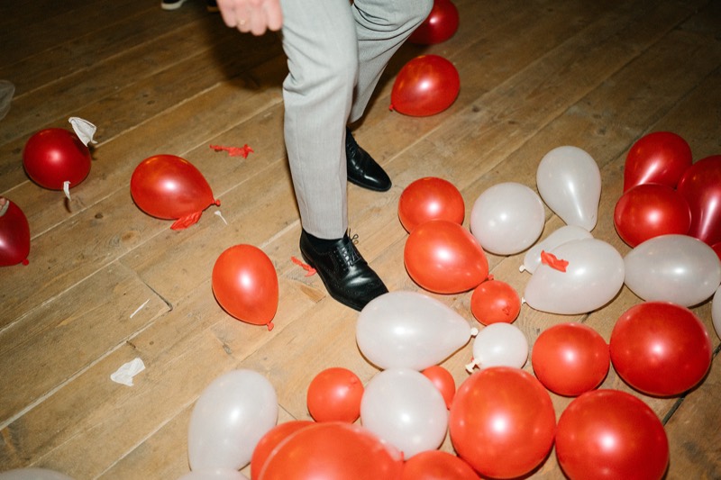 Luftballons auf dem Tanzboden